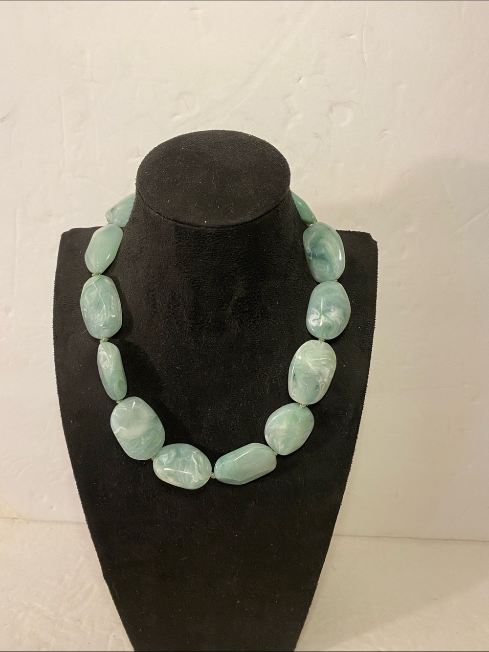 Chunky bead necklace